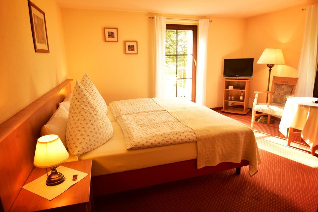 Landhotel Zur Guten Einkehr Grubschütz Exteriör bild