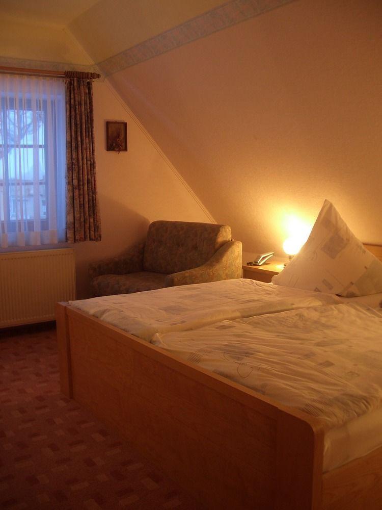 Landhotel Zur Guten Einkehr Grubschütz Exteriör bild