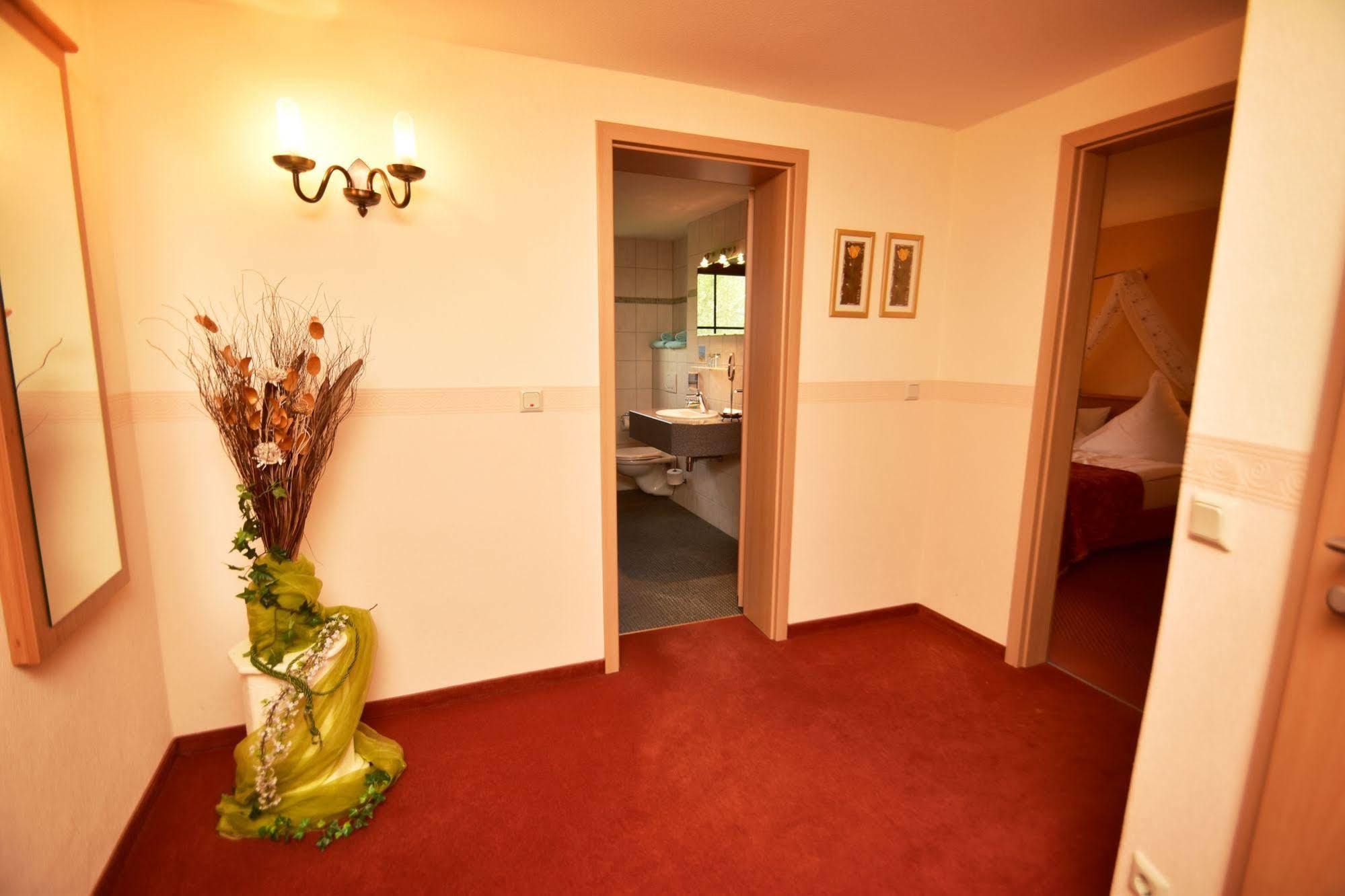 Landhotel Zur Guten Einkehr Grubschütz Exteriör bild
