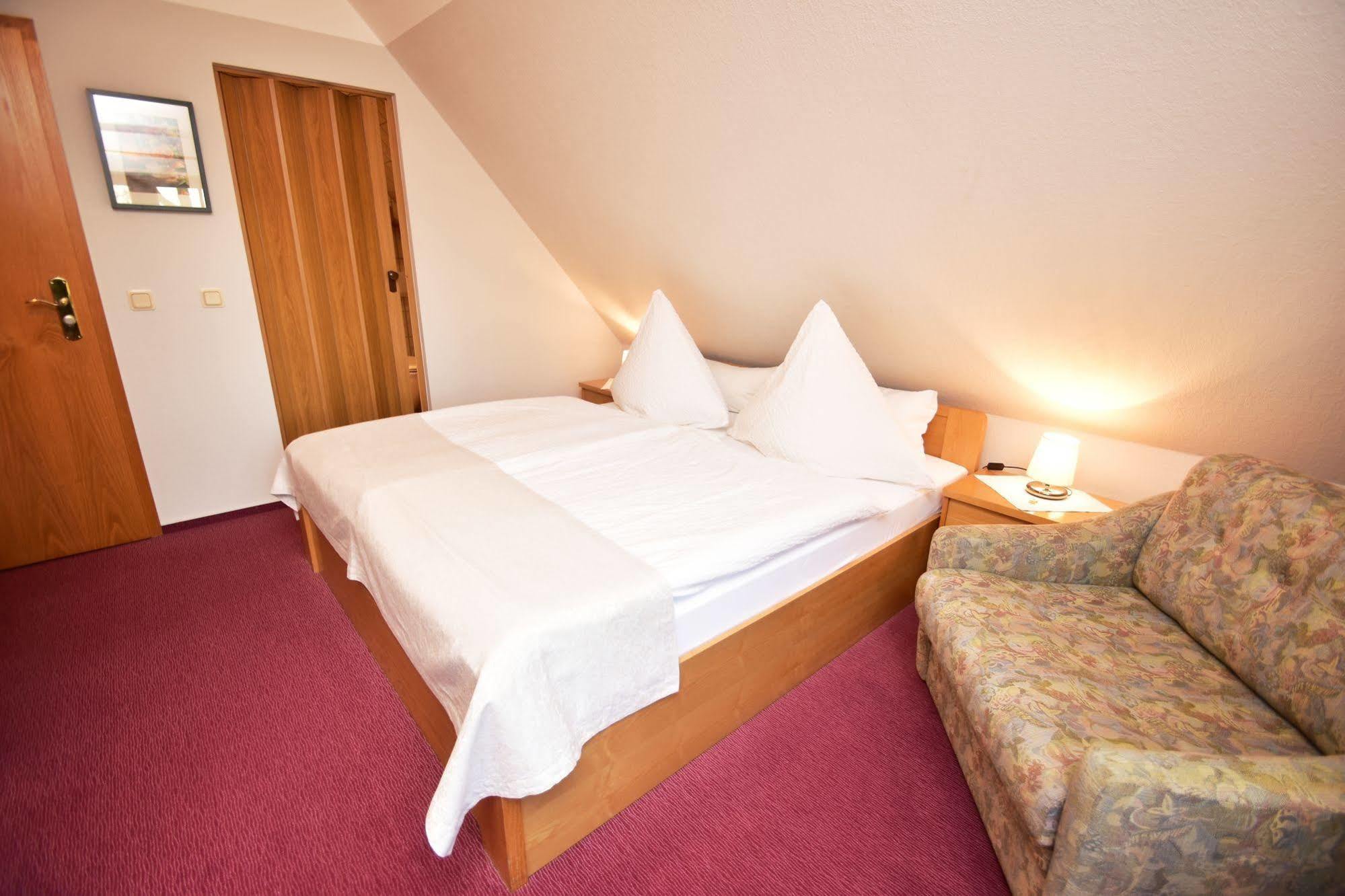 Landhotel Zur Guten Einkehr Grubschütz Exteriör bild